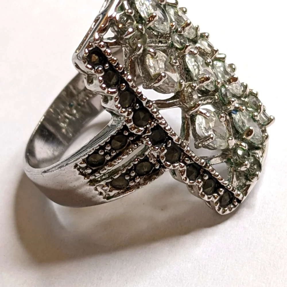Vintage Size 9 Statement Ring – CZ & Quartz, Signed GR‎ China